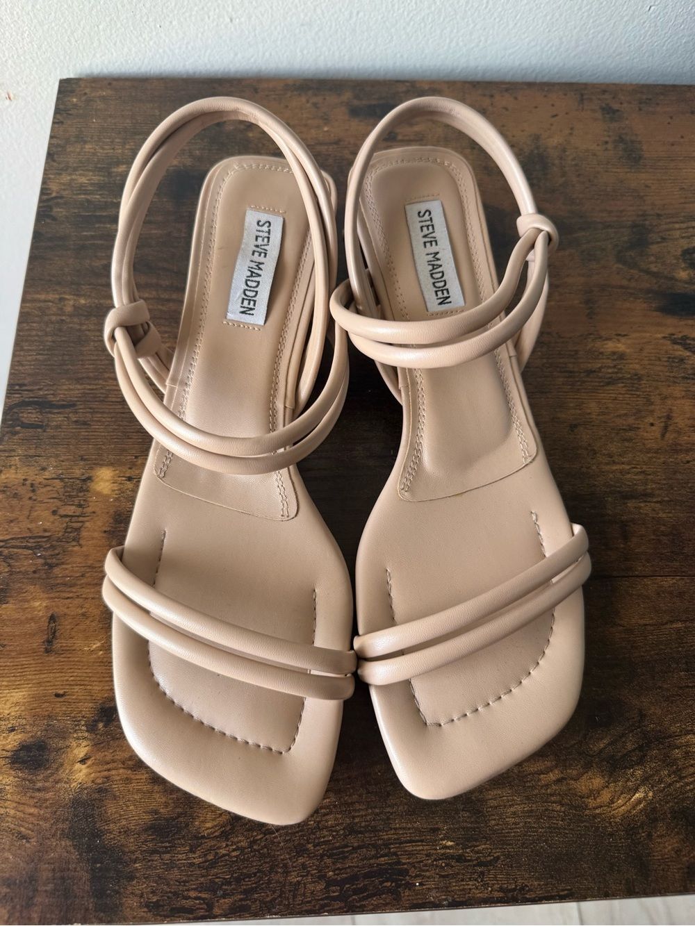 Steve Madden Womens 8.5 Nude Strappy Block Heel Sandals Square Toe Slingback - Picture 3 of 6